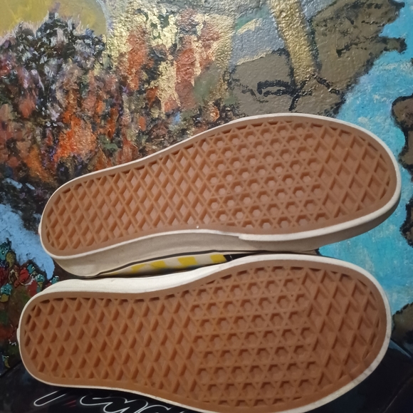 Vans x The Simpsons 1987-2020 Sk8-Hi - Picture 8 of 12